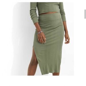 Aerie Ribbed Midi Skirt Green High Waisted Side Slit Stretchy Size L